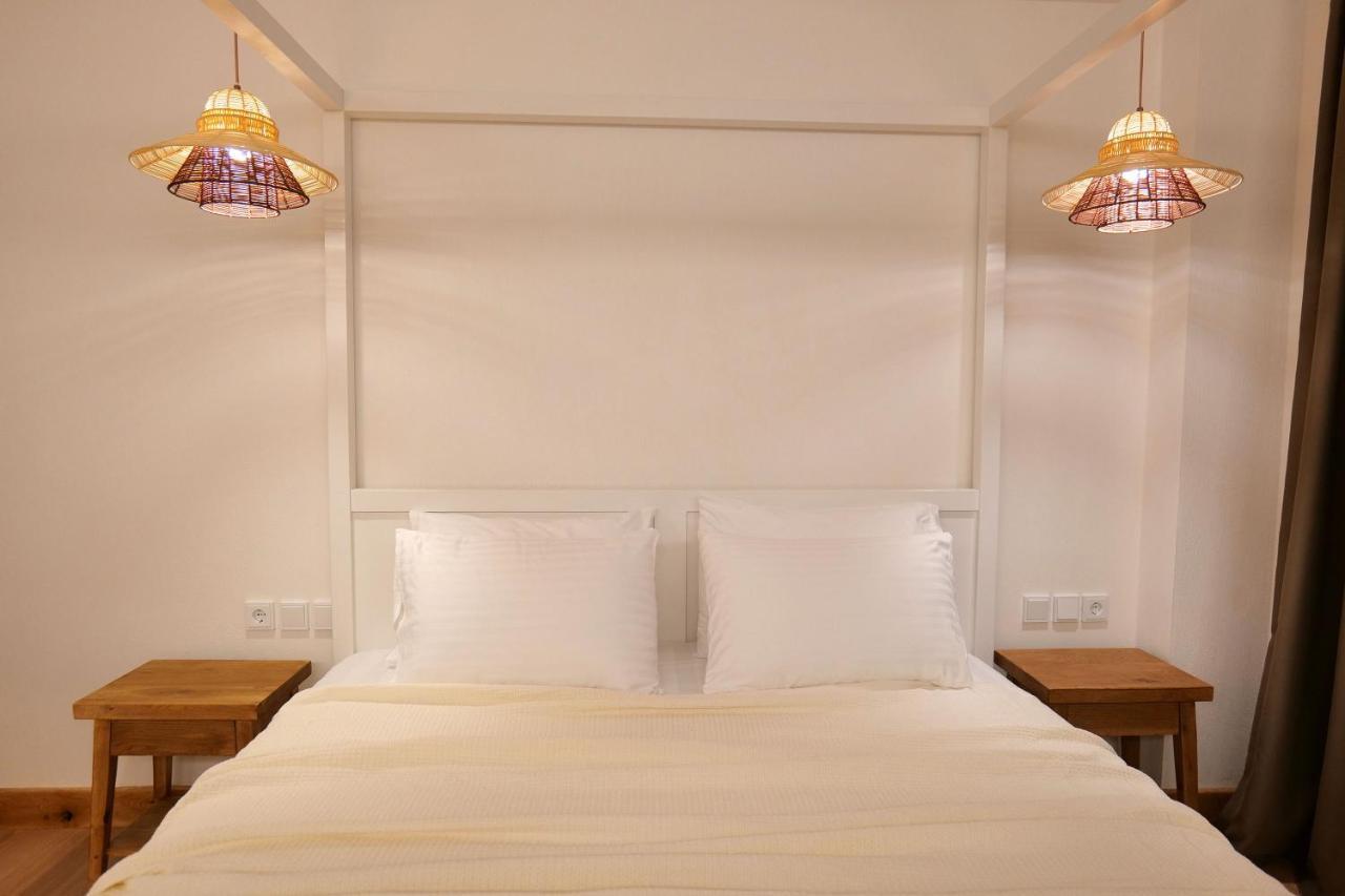 Alex & Sofi Hotel ヒマラ エクステリア 写真