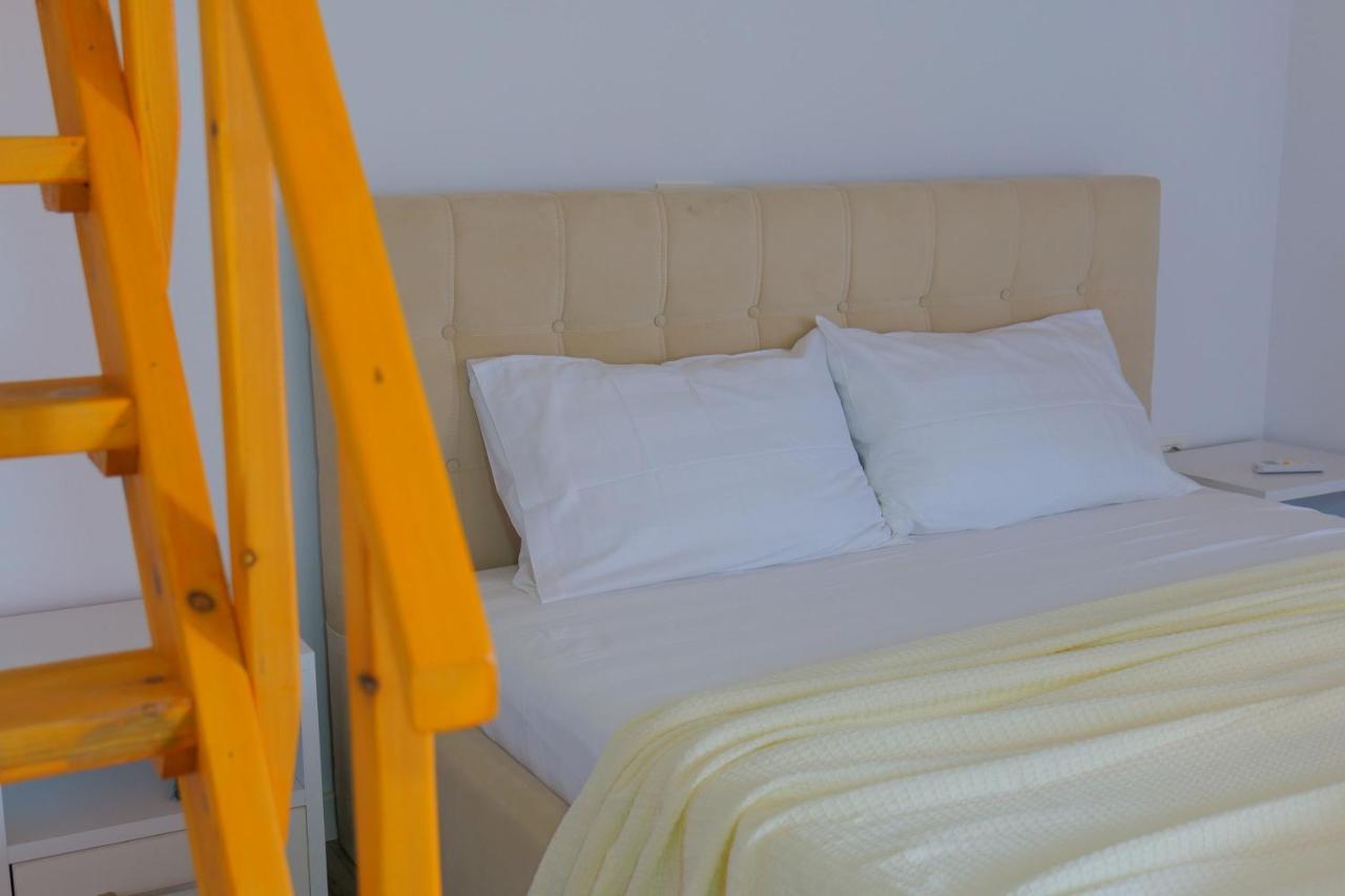 Alex & Sofi Hotel ヒマラ エクステリア 写真